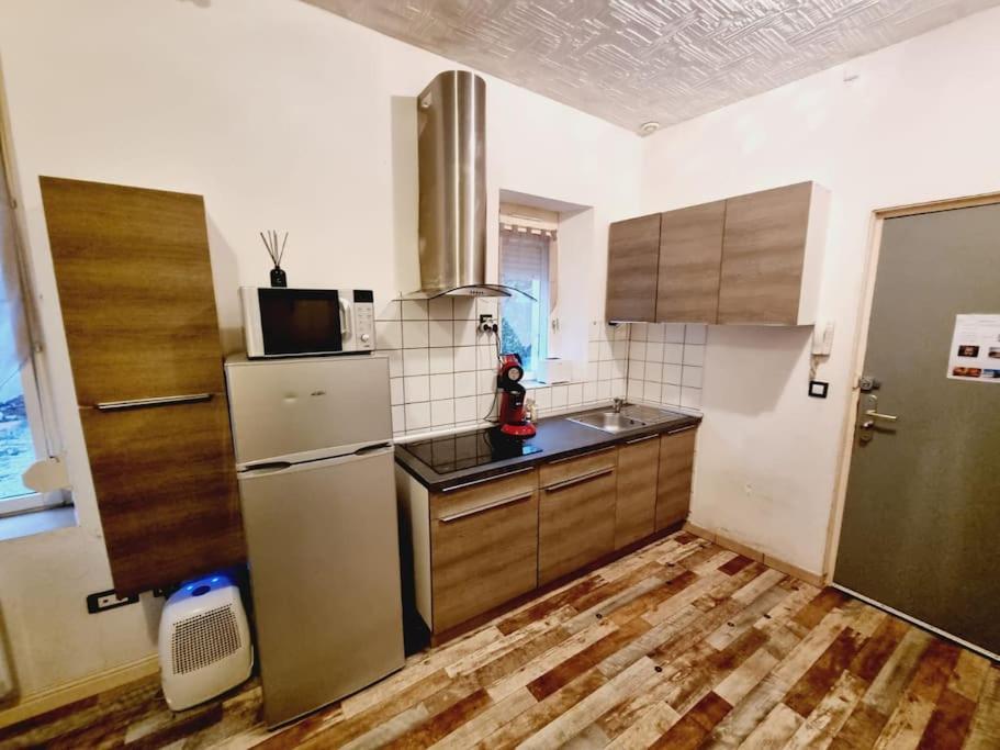 Apartamento Rue Croutelle Rez De Chaussee Proche Du Centre Reims